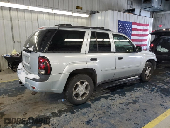 2008 Chevrolet TrailBlazer LT w/3LT with VIN 1GNDT13S182137225, listed as a Copart auction lot 87650585 with 274,470 mi miles and Salvage Title. Bid and sale history available at carsss.com. Image 3.