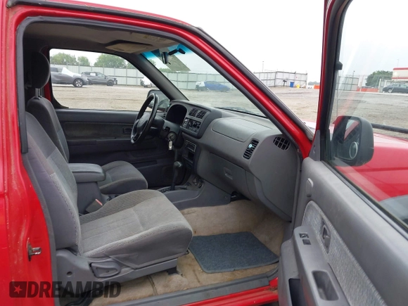 2000 Nissan Frontier XE with VIN 1N6ED26TXYC358267, listed as a IAAI auction lot 42368769 with 204,951 mi miles and . Bid and sale history available at DreamBid. Image 5.
