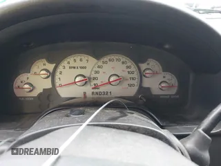 2005 Mercury Mountaineer z VIN 4M2DU66K15ZJ23577, wystawiony jako IAAI lot #42353730 z przebiegiem Nie podano mil oraz . Historia ofert i sprzedaży dostępna na DreamBid. Obrazek 7.