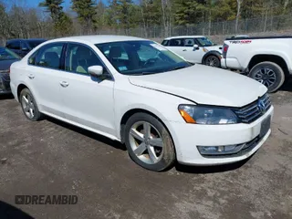 2015 Volkswagen Passat 1.8T Limited Edition with VIN 1VWAT7A36FC078378, listed as a IAAI auction lot 41995169 with 105,224 mi miles. Bid and sale history available at carsss.com. Image 1.