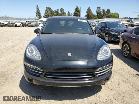 2011 Porsche Cayenne S с VIN WP1AB2A27BLA43020, выставлен на аукционе Copart как лот 55692165 с пробегом 118 676 миль миль и Списание • Salvage title. История ставок и продаж доступна на DreamBid. Изображение 5.