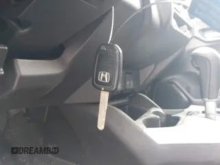 2015 Honda Fit LX with VIN 3HGGK5H58FM778365, listed as a IAAI auction lot 41901378 with 189,479 mi miles and . Bid and sale history available at DreamBid. Image 11.