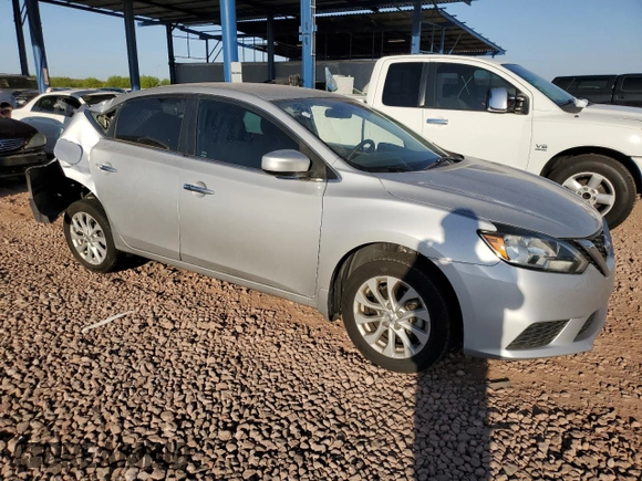 2018 Nissan Sentra SV z VIN 3N1AB7AP1JY264423, wystawiony jako Copart lot #60331565 z przebiegiem 128 315 mil mil oraz Szkoda całkowita • Salvage title. Historia ofert i sprzedaży dostępna na DreamBid. Obrazek 4.