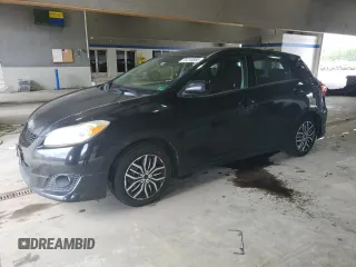2010 Toyota Matrix z VIN 2T1KU4EE9AC317355, wystawiony jako Copart lot #55318065 z przebiegiem 202 565 mil mil oraz Czysty tytuł • Clean title. Historia ofert i sprzedaży dostępna na DreamBid. Obrazek 1.
