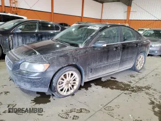 2005 Volvo S40 with VIN YV1MS682252060047, listed as a Copart auction lot 43456495 with 354,962 mi miles and Salvage Title. Bid and sale history available at carsss.com. Image 1.