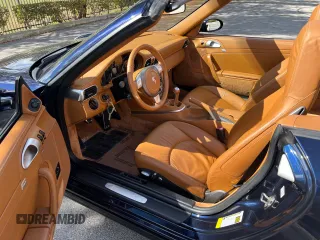 2008 Porsche 911 Carrera S z VIN WP0CB29998S776213, wystawiony jako Copart lot #47441045 z przebiegiem 30 000 mil mil oraz Nie do naprawy • Non repairable. Historia ofert i sprzedaży dostępna na DreamBid. Obrazek 9.