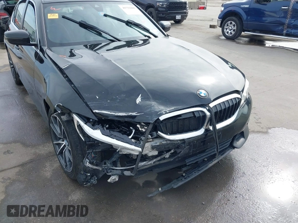 2020 BMW 3 Series 330i with VIN 3MW5R1J06L8B14835, listed as a IAAI auction lot 41722889 with 1 mi miles. Bid and sale history available at carsss.com. Image 6.