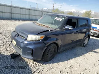 2013 Scion xB z VIN JTLZE4FE6DJ030692, wystawiony jako Copart lot #52903885 z przebiegiem Nie podano mil oraz Czysty tytuł • Clean title. Historia ofert i sprzedaży dostępna na DreamBid. Obrazek 1.