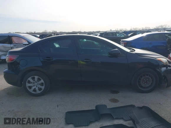 2013 Mazda Mazda3 i Sport with VIN JM1BL1U79D1828304, listed as a IAAI auction lot 41871463 with 95,453 mi miles. Bid and sale history available at carsss.com. Image 13.