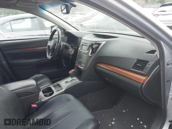 2014 Subaru Outback Limited with VIN 4S4BRBLC2E3253936, listed as a IAAI auction lot 42570106 with 210,225 mi miles and . Bid and sale history available at DreamBid. Image 5.