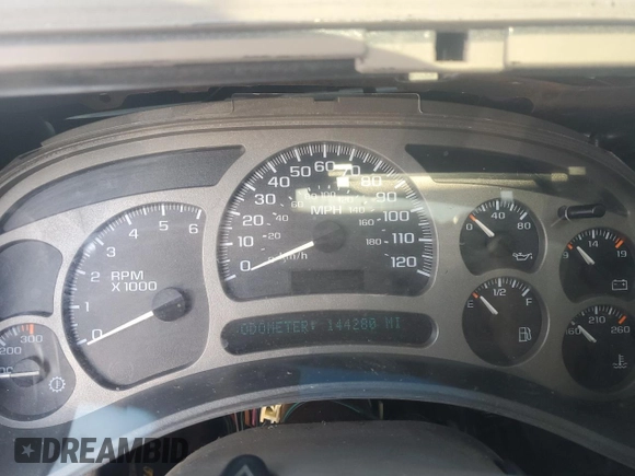 2003 GMC Yukon Denali z VIN 1GKEK63U43J263449, wystawiony jako Copart lot #53848345 z przebiegiem 144 280 mil mil oraz Szkody całkowita. Historia ofert i sprzedaży dostępna na DreamBid. Obrazek 9.