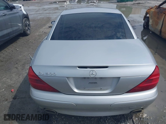 2004 Mercedes-Benz SL 500 z VIN WDBSK75F94F077444, wystawiony jako IAAI lot #42366519 z przebiegiem 181 413 mil mil oraz . Historia ofert i sprzedaży dostępna na DreamBid. Obrazek 16.