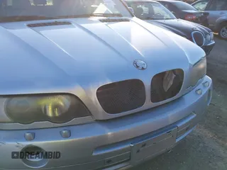 2001 BMW X5 4.4i with VIN WBAFB33511LH07282, listed as a IAAI auction lot 41766599 with 999,999 mi miles. Bid and sale history available at carsss.com. Image 6.