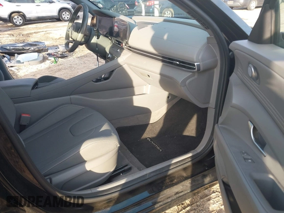 2023 Hyundai Elantra SEL z VIN KMHLS4AG2PU544539, wystawiony jako IAAI lot #41614190 z przebiegiem 4 128 mil mil oraz . Historia ofert i sprzedaży dostępna na DreamBid. Obrazek 5.
