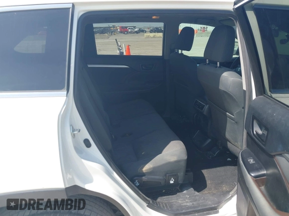 2018 Toyota Highlander LE z VIN 5TDZARFH9JS039822, wystawiony jako IAAI lot #41881905 z przebiegiem 125 094 mil mil oraz . Historia ofert i sprzedaży dostępna na DreamBid. Obrazek 8.