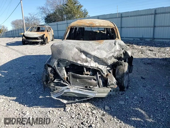 2009 Chevrolet HHR LS z VIN 3GNCA13B39S518906, wystawiony jako Copart lot #89334605 z przebiegiem Nie podano mil oraz Nie do naprawy • Non repairable. Historia ofert i sprzedaży dostępna na DreamBid. Obrazek 13.