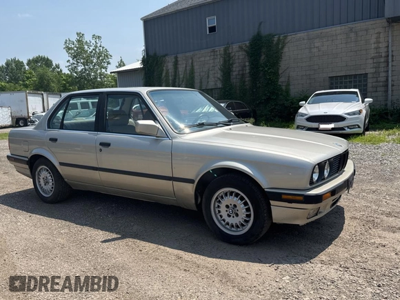 1991 BMW 3 Series с VIN WBAAD2318MED29093, выставлен на аукционе Copart как лот 65037895 с пробегом 139 180 миль миль и Чистый • Clean title. История ставок и продаж доступна на DreamBid. Изображение 1.