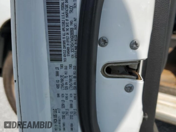 2017 Ram 2500 Tradesman with VIN 3C6TR5HTXHG698968, listed as a Copart auction lot 67200054 with 191,300 mi miles and Clean title. Bid and sale history available at DreamBid. Image 12.