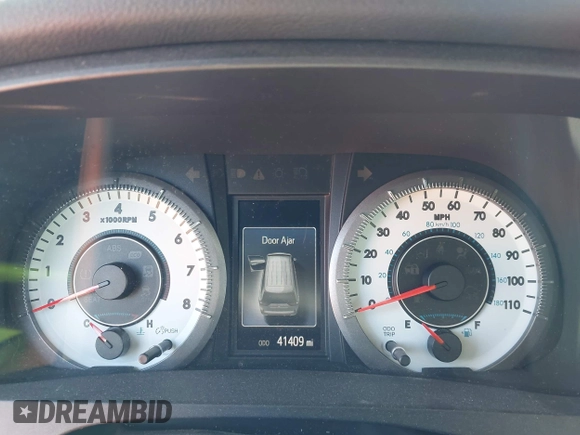2016 Toyota Sienna SE с VIN 5TDXK3DC0GS702003, выставлен на аукционе IAAI как лот 41957604 с пробегом 41 409 миль миль и . История ставок и продаж доступна на DreamBid. Изображение 7.
