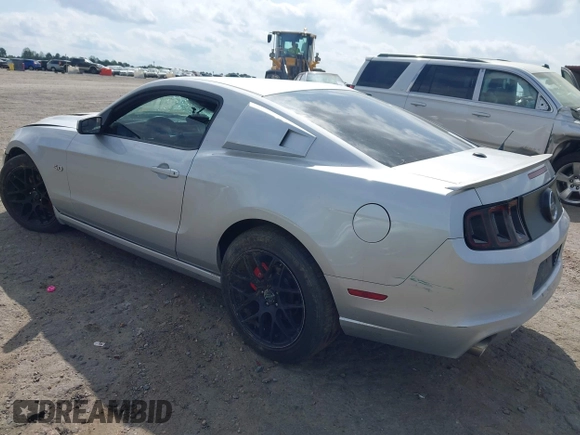 2013 Ford Mustang GT with VIN 1ZVBP8CFXD5233165, listed as a IAAI auction lot 41913971 with 181,914 mi miles. Bid and sale history available at carsss.com. Image 3.