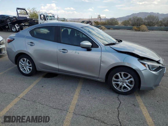 2016 Scion iA with VIN 3MYDLBZV4GY138547, listed as a Copart auction lot 70533304 with 94,531 mi miles and Salvage Title. Bid and sale history available at carsss.com. Image 4.
