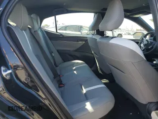2025 Toyota Camry LE z VIN 4T1DAACK8SU101697, wystawiony jako Copart lot #47858965 z przebiegiem 8 897 mil mil oraz Szkoda całkowita • Salvage title. Historia ofert i sprzedaży dostępna na DreamBid. Obrazek 10.