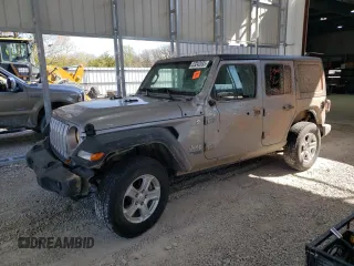 2020 Jeep Wrangler Unlimited Sport S z VIN 1C4HJXDN3LW181580, wystawiony jako Copart lot #53242035 z przebiegiem 114 569 mil mil oraz Szkody całkowita. Historia ofert i sprzedaży dostępna na DreamBid. Obrazek 1.