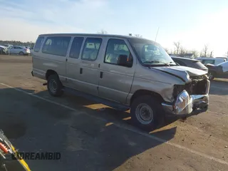 2014 Ford Econoline Wagon XL with VIN 1FBSS3BL3EDB00299, listed as a IAAI auction lot 41201753 with 181,848 mi miles. Bid and sale history available at carsss.com. Image 1.