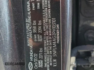 2023 Hyundai Elantra SEL z VIN 5NPLM4AG2PH103101, wystawiony jako Copart lot #49977135 z przebiegiem 28 443 mil mil oraz Szkoda całkowita • Salvage title. Historia ofert i sprzedaży dostępna na DreamBid. Obrazek 12.