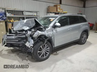 2019 Toyota Highlander SE with VIN 5TDJZRFH0KS579924, listed as a Copart auction lot 50579055 with 89,846 mi miles and Salvage Title. Bid and sale history available at carsss.com. Image 1.