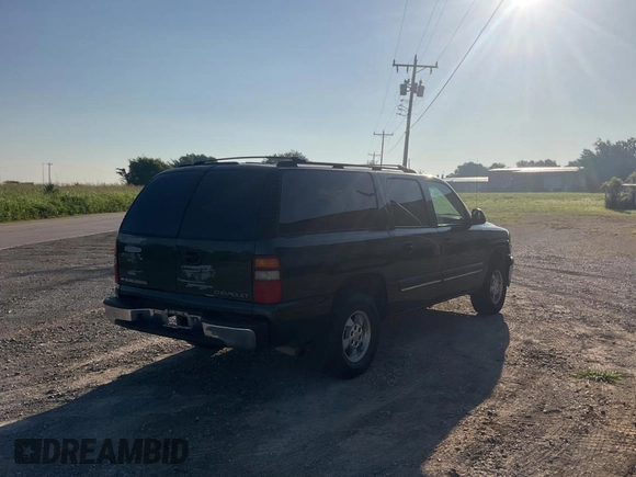 2001 Chevrolet Suburban LS with VIN 3GNEC16T51G289417, listed as a Copart auction lot 64549525 with 232,742 mi miles and Clean title. Bid and sale history available at DreamBid. Image 4.