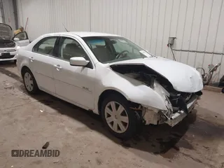 2007 Mercury Milan with VIN 3MEHM07Z37R649179, listed as a IAAI auction lot 40904291 with 92,282 mi miles. Bid and sale history available at carsss.com. Image 1.