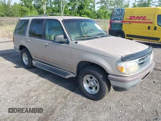 1997 Ford Explorer Eddie Bauer z VIN 1FMDU32X8VZC30353, wystawiony jako IAAI lot #42259734 z przebiegiem 249 106 mil mil oraz . Historia ofert i sprzedaży dostępna na DreamBid. Obrazek 1.