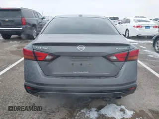 2020 Nissan Altima Platinum with VIN 1N4BL4FV9LC133178, listed as a IAAI auction lot 40982992 with 59,852 mi miles and . Bid and sale history available at carsss.com. Image 16.