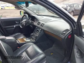 2011 Volvo XC90 I6 with VIN YV4952CZ4B1588770, listed as a IAAI auction lot 42166146 with 145,689 mi miles and . Bid and sale history available at DreamBid. Image 5.