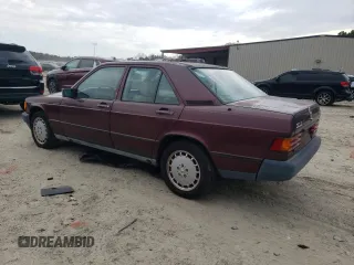 1986 Mercedes-Benz 190 with VIN WDBDA24D1GF156335, listed as a Copart auction lot 50976435 with 106,109 mi miles and Clean Title. Bid and sale history available at carsss.com. Image 2.