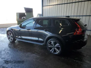 2024 Volvo V60 Plus with VIN YV4L12WY3R2134759, listed as a Copart auction lot 88121315 with 21,316 mi miles and Clean title. Bid and sale history available at DreamBid. Image 2.