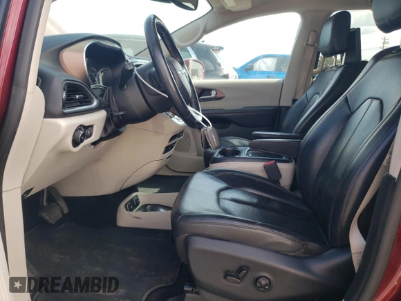 2017 Chrysler Pacifica Touring L Plus с VIN 2C4RC1EGXHR677889, выставлен на аукционе Copart как лот 60349645 с пробегом 95 316 миль миль и Чистый • Clean title. История ставок и продаж доступна на DreamBid. Изображение 7.