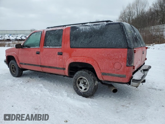 1997 Chevrolet Suburban with VIN 3GNEC16RXVG182115, listed as a Copart auction lot 87527555 with 321,510 mi miles and Clean Title. Bid and sale history available at carsss.com. Image 2.