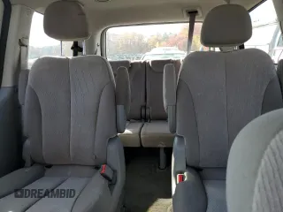 2012 Kia Sedona LX with VIN KNDMG4C74C6434680, listed as a Copart auction lot 75170724 with 135,406 mi miles and Clean Title. Bid and sale history available at carsss.com. Image 10.