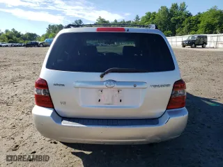 2005 Toyota Highlander with VIN JTEDP21A050063120, listed as a Copart auction lot 61280124 with 338,659 mi miles and Non Repairable. Bid and sale history available at carsss.com. Image 6.