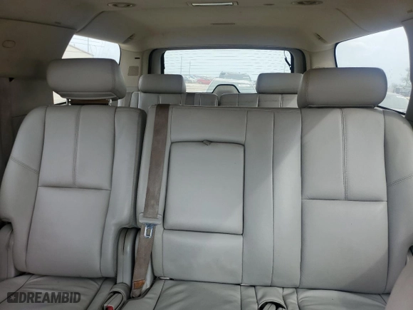 2009 Chevrolet Suburban LT w/2LT with VIN 1GNFC26039R231768, listed as a Copart auction lot 50708945 with 198,620 mi miles and Salvage Title. Bid and sale history available at carsss.com. Image 10.