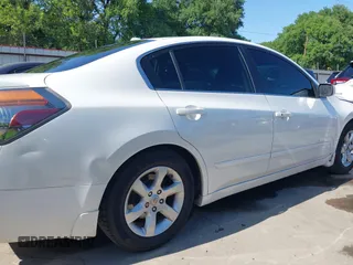 2007 Nissan Altima 2.5 with VIN 1N4AL21E77N476931, listed as a IAAI auction lot 41978623 with 182,607 mi miles. Bid and sale history available at carsss.com. Image 19.