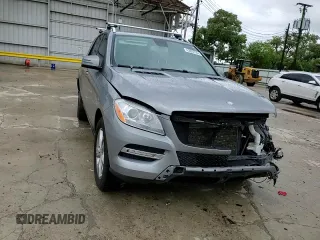 2012 Mercedes-Benz M 350 with VIN 4JGDA5HB2CA027986, listed as a Copart auction lot 71714874 with 165,916 mi miles and Salvage title. Bid and sale history available at DreamBid. Image 10.
