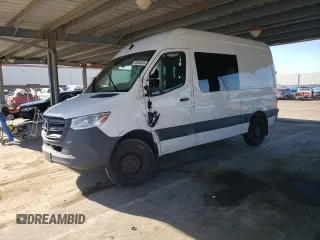2021 Mercedes-Benz Sprinter Cargo with VIN W1W70BGY3MT072289, listed as a Copart auction lot 46983835 with 17,800 mi miles and Salvage Title. Bid and sale history available at carsss.com. Image 1.