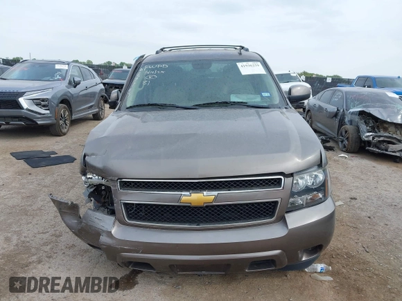 2012 Chevrolet Tahoe LS z VIN 1GNSCAE08CR323878, wystawiony jako IAAI lot #41936259 z przebiegiem 67 542 mil mil oraz . Historia ofert i sprzedaży dostępna na DreamBid. Obrazek 12.