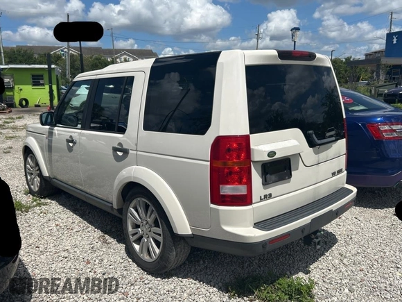 2009 Land Rover LR3 HSE with VIN SALAG25429A495471, listed as a Copart auction lot 61038485 with 201,193 mi miles and Clean title. Bid and sale history available at DreamBid. Image 3.