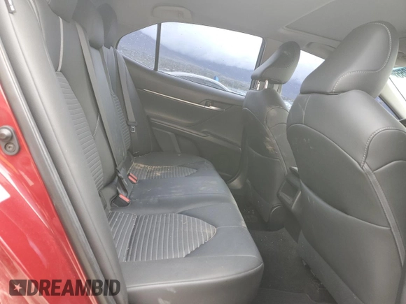 2018 Toyota Camry LE с VIN 4T1B11HK7JU556202, выставлен на аукционе Copart как лот 54951055 с пробегом 55 896 миль миль и Списание • Salvage title. История ставок и продаж доступна на DreamBid. Изображение 10.