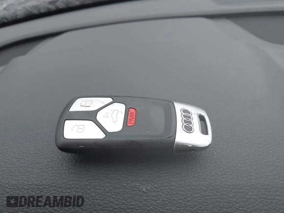 2022 Audi Q5 S line Premium Plus z VIN WA1EAAFY2N2058624, wystawiony jako IAAI lot #42408896 z przebiegiem 83 252 mil mil oraz . Historia ofert i sprzedaży dostępna na DreamBid. Obrazek 11.