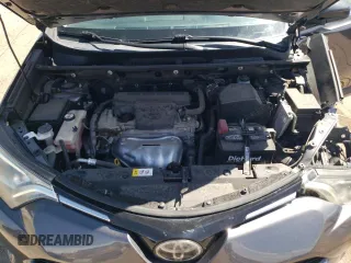2017 Toyota RAV4 LE z VIN JTMBFREV0HJ703801, wystawiony jako Copart lot #60272025 z przebiegiem 73 370 mil mil oraz Szkoda całkowita • Salvage title. Historia ofert i sprzedaży dostępna na DreamBid. Obrazek 11.